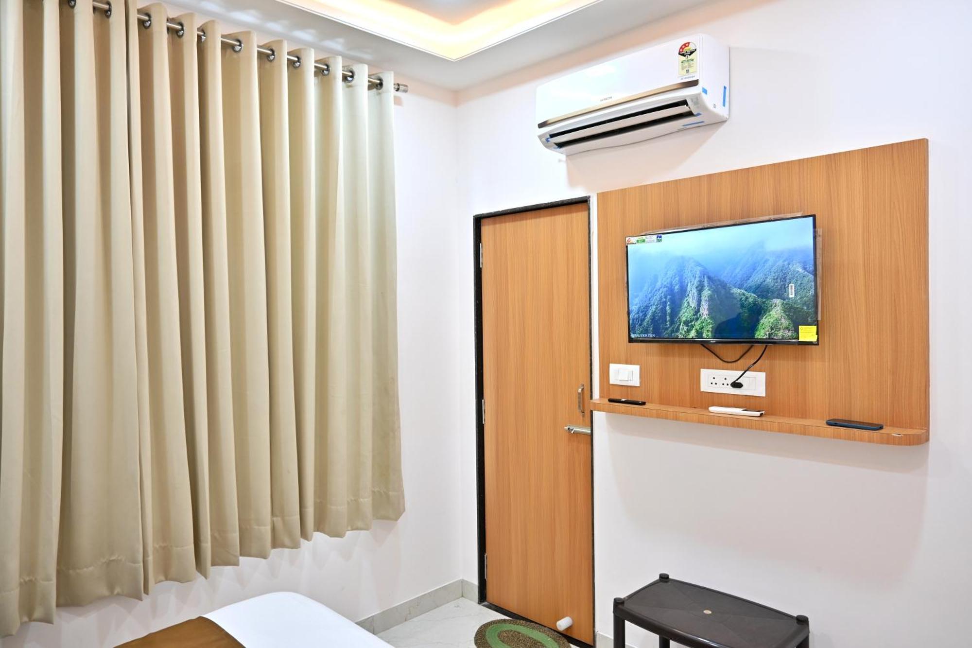 Hotel Serenity Heights Udaipur Eksteriør bilde